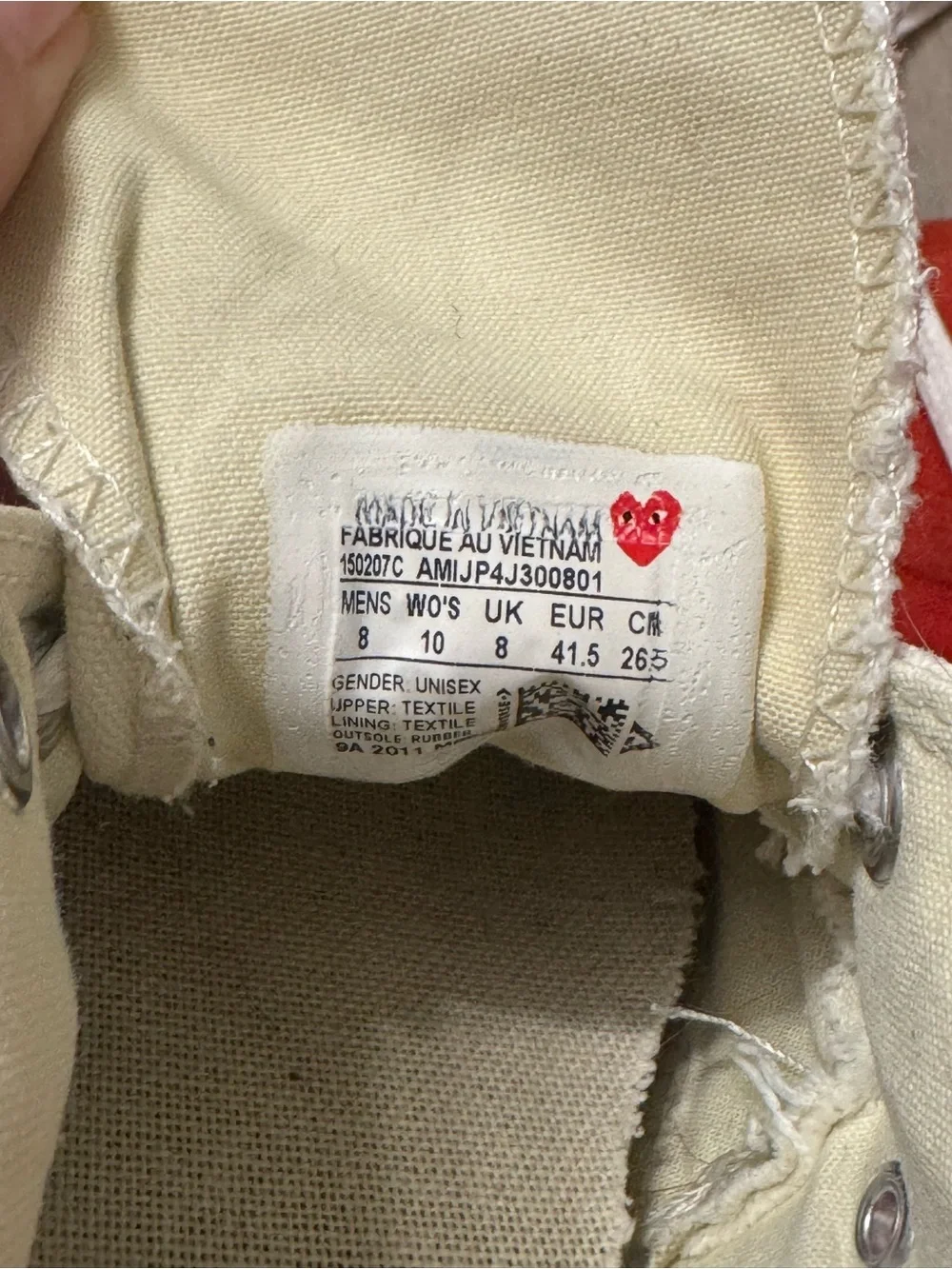 Comme des Garçons PLAY Cream Canvas Low-Top Sneakers with Red Heart